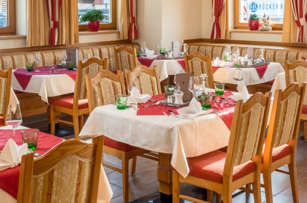 Speisesaal & Hotelbar | ***Hotel Brückenwirt Altenmarkt Zauchensee