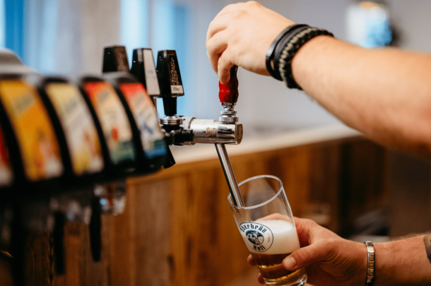 Bar